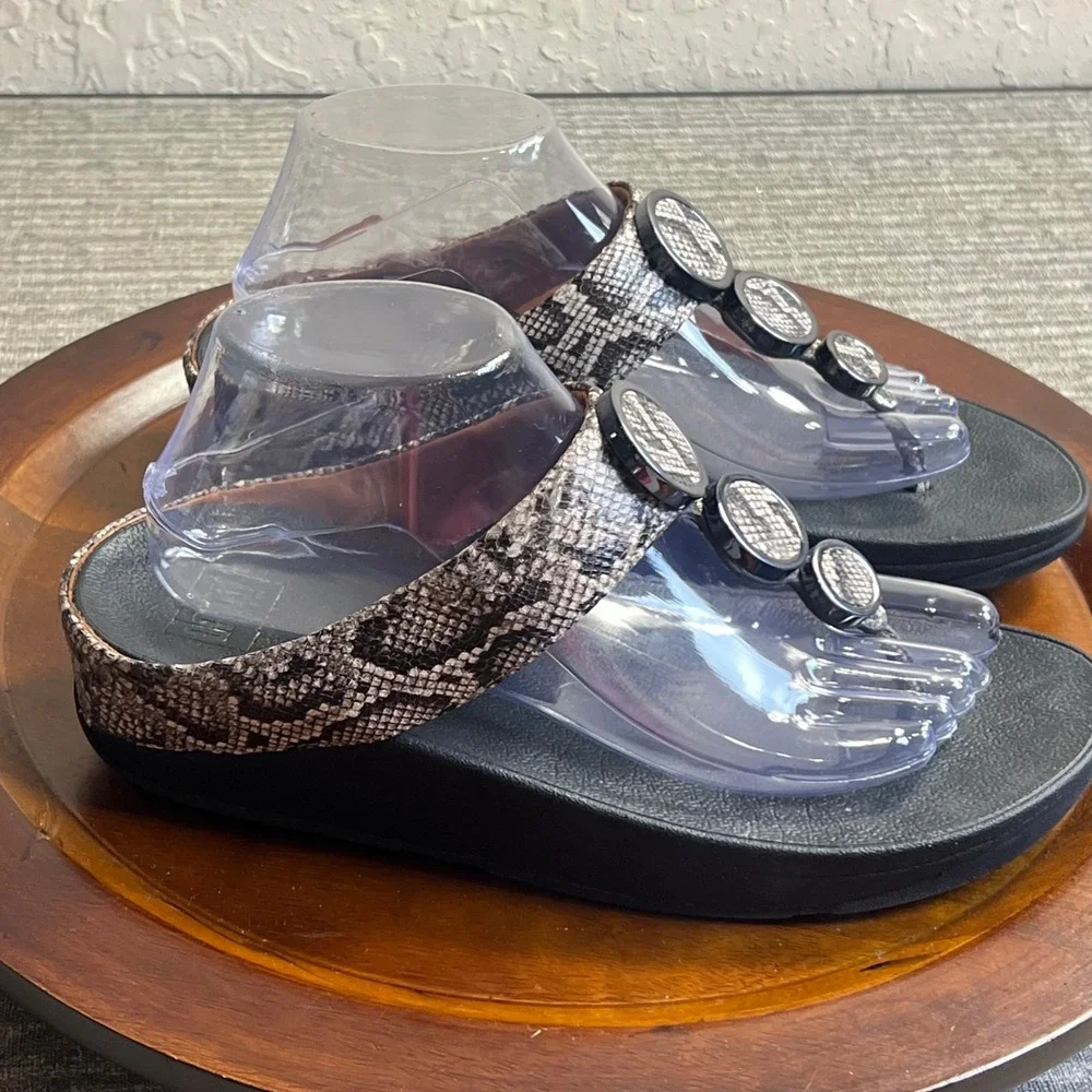 FitFlop Halo Sandals Women Snake Print Toe-Post Comfort Wedge Disc Grey Black 9